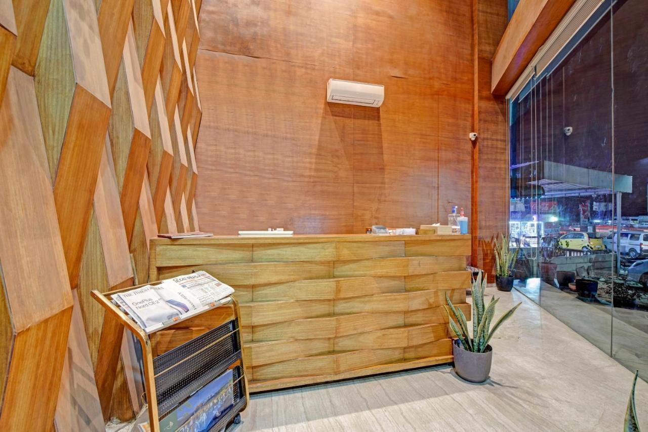 Hotel Navjivan Himatnagar Экстерьер фото