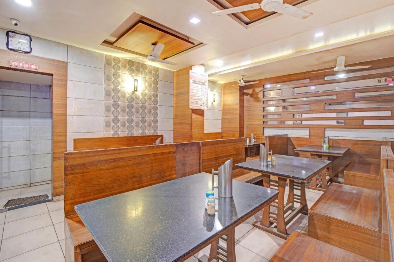 Hotel Navjivan Himatnagar Экстерьер фото